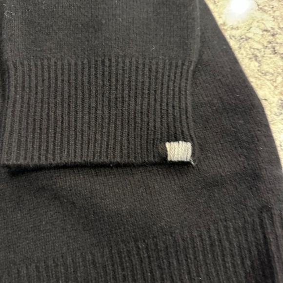 One Grey Day (OGD) Cashmere Cardigan - Picture 9 of 10